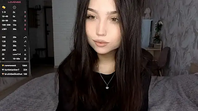 Snapshot of Qwami_Amie chatting on May 16, 2026, 10:36 am Qwami Amie online show from May 16, 2026, 10:36 am