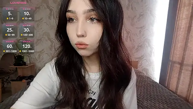 Qwami Amie online show from March 27, 2026, 12:28 pm