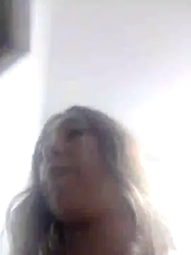 sammymomz02 online show from February 27, 2026, 8:41 pm