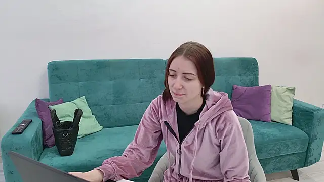 Sandra Prafer online show from February 26, 2026, 4:56 am