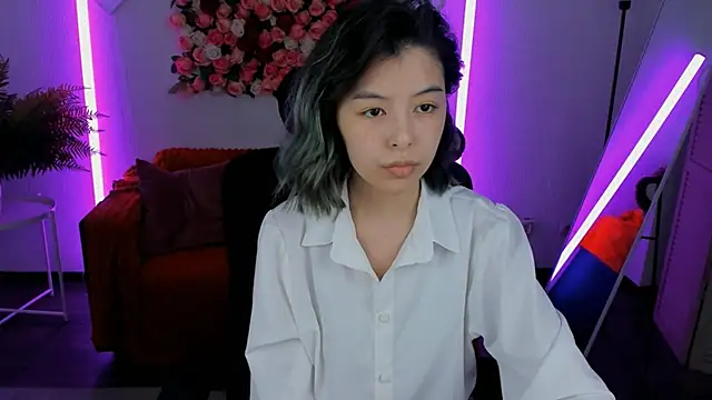 SirenMystiq online show from May 18, 2026, 7:07 pm