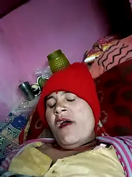 Kinjal pande online show from December 21, 2025, 1:52 am