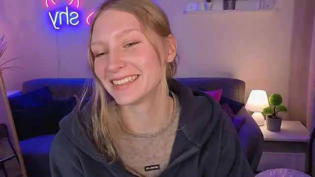 AsyaLumi online show from December 22, 2025, 6:24 am