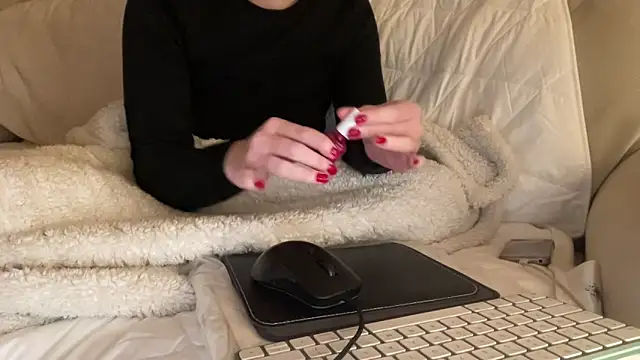 ijustturned18today online show from January 5, 2026, 5:27 pm