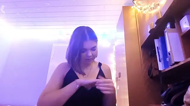 Mona Slearys online show from January 5, 2026, 11:52 pm