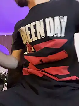 Snapshot of _YOURHERO chatting on February 22, 2026, 5:36 pm YOURHERO online show from February 22, 2026, 5:36 pm