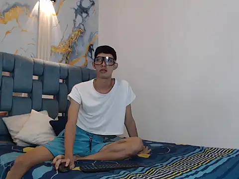 GOOD BOYS1 online show from January 12, 2026, 1:29 pm