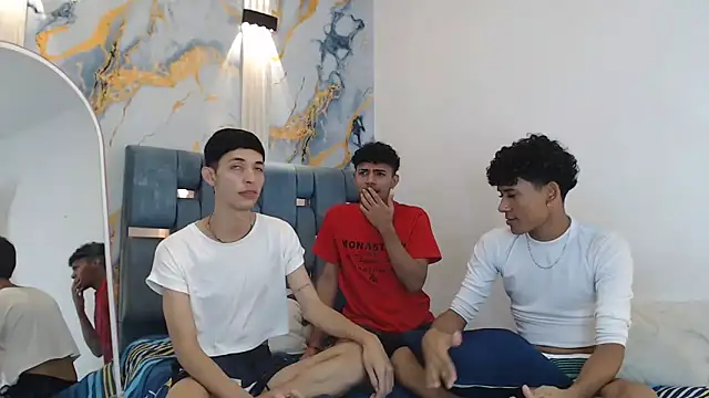 SWEET RABBIT1 online show from February 9, 2026, 7:23 pm