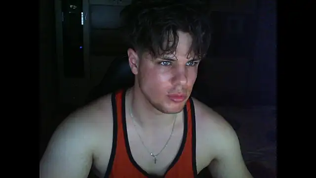 GymGuy0505 online show from April 12, 2026, 10:13 pm