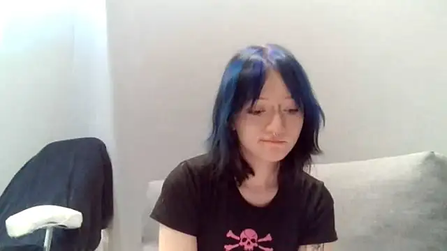 Shine Luna online show from March 14, 2026, 8:37 pm