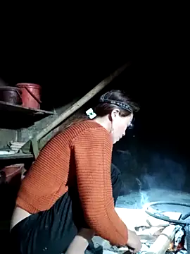 little-effy online show from December 19, 2025, 10:12 pm