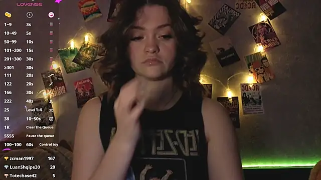 YummyTira online show from December 20, 2025, 12:46 am