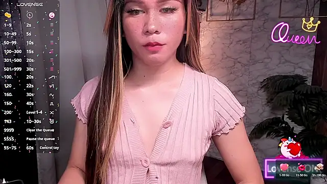 Snapshot of xSweet_Gigi chatting on February 8, 2026, 8:17 pm xSweet Gigi online show from February 8, 2026, 8:17 pm