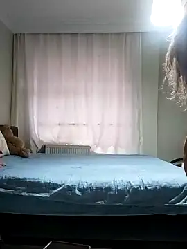 NovaMia online show from December 15, 2025, 7:14 am