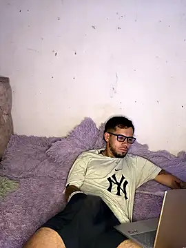 Snapshot of DavidNyx chatting on January 13, 2026, 2:54 pm DavidNyx online show from January 13, 2026, 2:54 pm