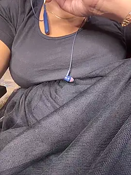 butterflyslay online show from March 10, 2026, 2:32 pm