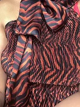 Snapshot of butterflyslay chatting on February 22, 2026, 3:02 pm butterflyslay online show from February 22, 2026, 3:02 pm