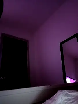 Olivassl22 online show from February 19, 2026, 9:56 pm