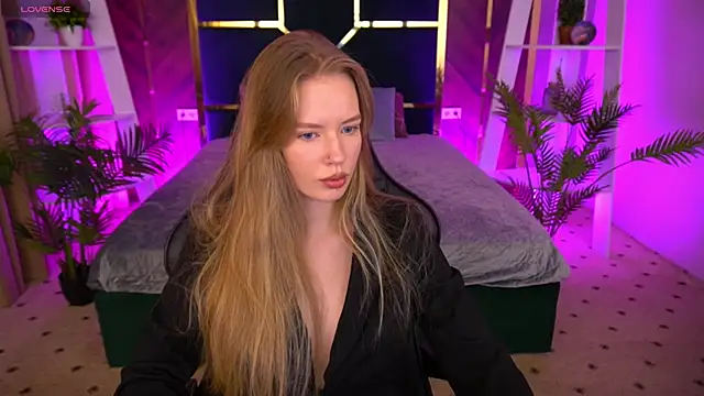 MollyyMayy online show from January 16, 2026, 10:41 am