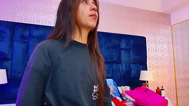 Celeste Clarke online show from January 7, 2026, 7:41 pm