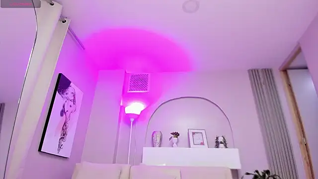 Sensual shannell online show from April 15, 2026, 3:01 am