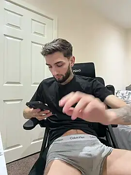 Snapshot of Juliann69Ramiro chatting on February 25, 2026, 9:25 pm Juliann69Ramiro online show from February 25, 2026, 9:25 pm