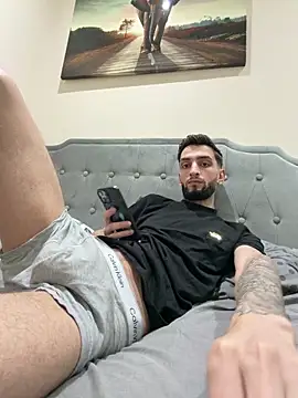 Snapshot of Juliann69Ramiro chatting on February 17, 2026, 9:34 pm Juliann69Ramiro online show from February 17, 2026, 9:34 pm