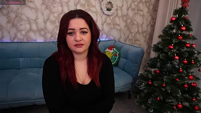 Snapshot of DiamondShadoww chatting on December 16, 2025, 2:54 pm DiamondShadoww online show from December 16, 2025, 2:54 pm