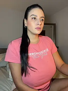 Lena-Williamss online show from January 10, 2026, 8:20 am