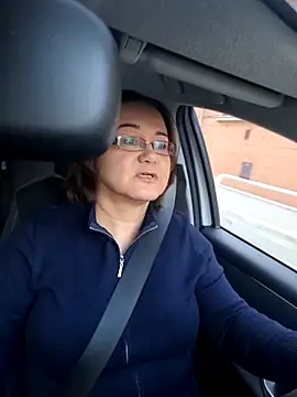 tantriquegirl06 online show from February 13, 2026, 6:57 am