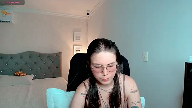 lexalove doll online show from April 24, 2026, 1:57 pm