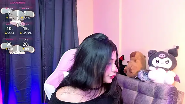 bonnieTaylor1 online show from March 16, 2026, 5:44 am