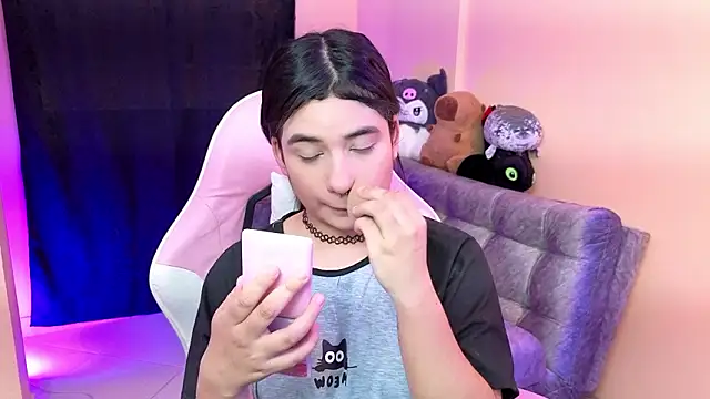 bonnieTaylor1 online show from January 15, 2026, 7:39 pm