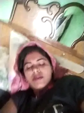 Snapshot of Sexy_Rajkumari123 chatting on February 17, 2026, 9:28 am Sexy Rajkumari123 online show from February 17, 2026, 9:28 am