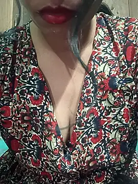 teena-11 online show from December 18, 2025, 12:38 am