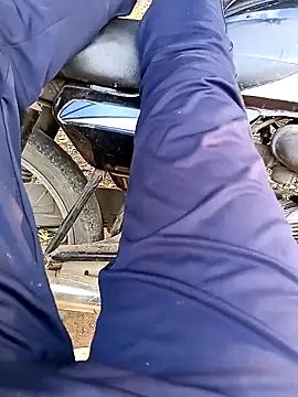 loki-king-143 online show from February 16, 2026, 10:58 am