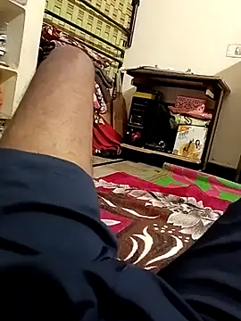 loki-king-143 online show from March 29, 2026, 1:35 pm