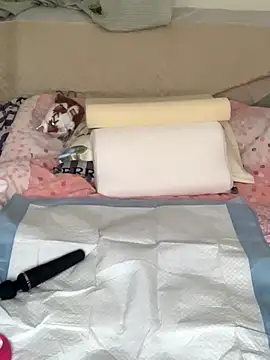 Bess-baby online show from December 21, 2025, 3:47 pm