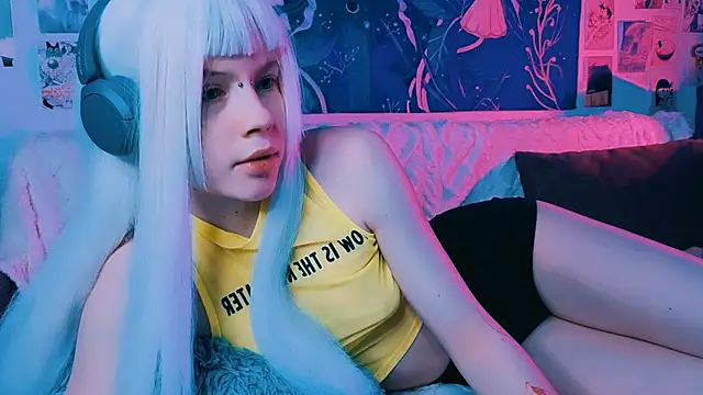 Snapshot of PeacchyPawss chatting on February 21, 2026, 8:00 pm PeacchyPawss online show from February 21, 2026, 8:00 pm