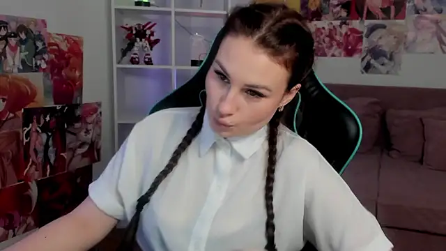 Snapshot of NoraFoxes chatting on January 19, 2026, 5:33 am NoraFoxes online show from January 19, 2026, 5:33 am