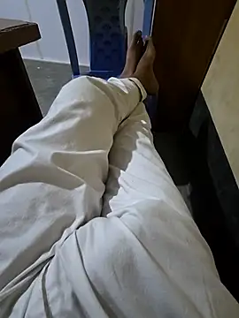 SHARIF12123 online show from February 23, 2026, 6:08 pm