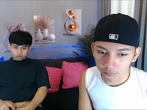 Snapshot of dylan_hardfucker chatting on February 15, 2026, 2:23 am dylan hardfucker online show from February 15, 2026, 2:23 am