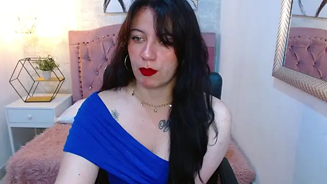 amanda rousee online show from December 15, 2025, 12:44 pm