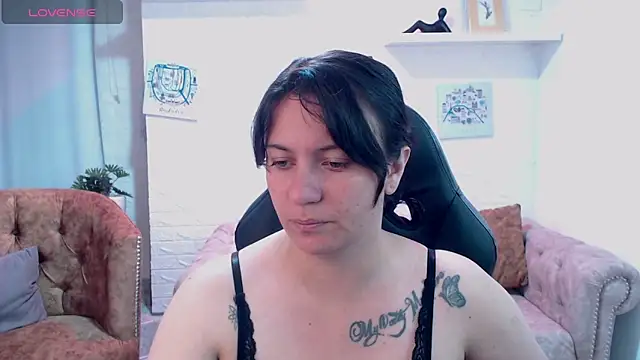 Snapshot of amanda_rousee chatting on February 23, 2026, 3:19 am amanda rousee online show from February 23, 2026, 3:19 am