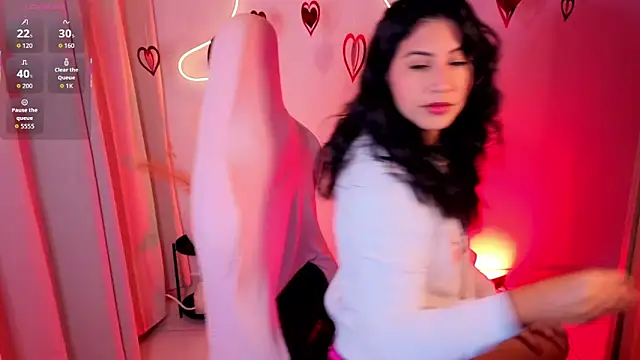 Snapshot of chloebum_ chatting on February 16, 2026, 10:58 am chloebum online show from February 16, 2026, 10:58 am