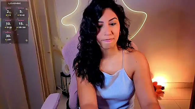 Snapshot of chloebum_ chatting on February 5, 2026, 11:06 am chloebum online show from February 5, 2026, 11:06 am