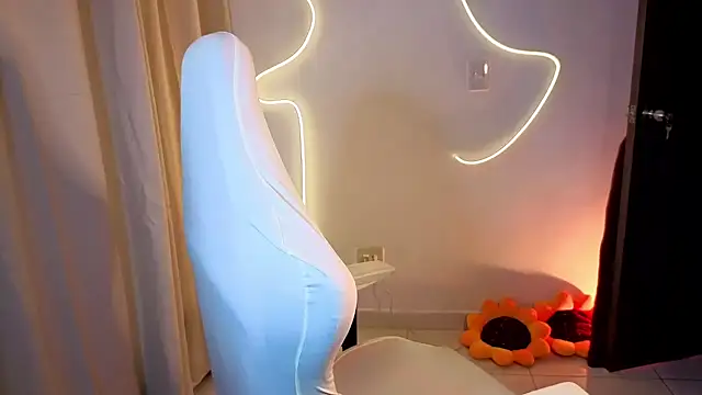 Snapshot of chloebum_ chatting on January 17, 2026, 11:03 am chloebum online show from January 17, 2026, 11:03 am