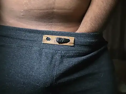 prashantk99 online show from October 13, 2025, 12:40 pm