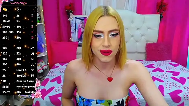 golden girl01 online show from May 26, 2026, 9:35 pm