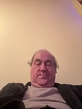 csikar online show from February 9, 2026, 6:06 pm